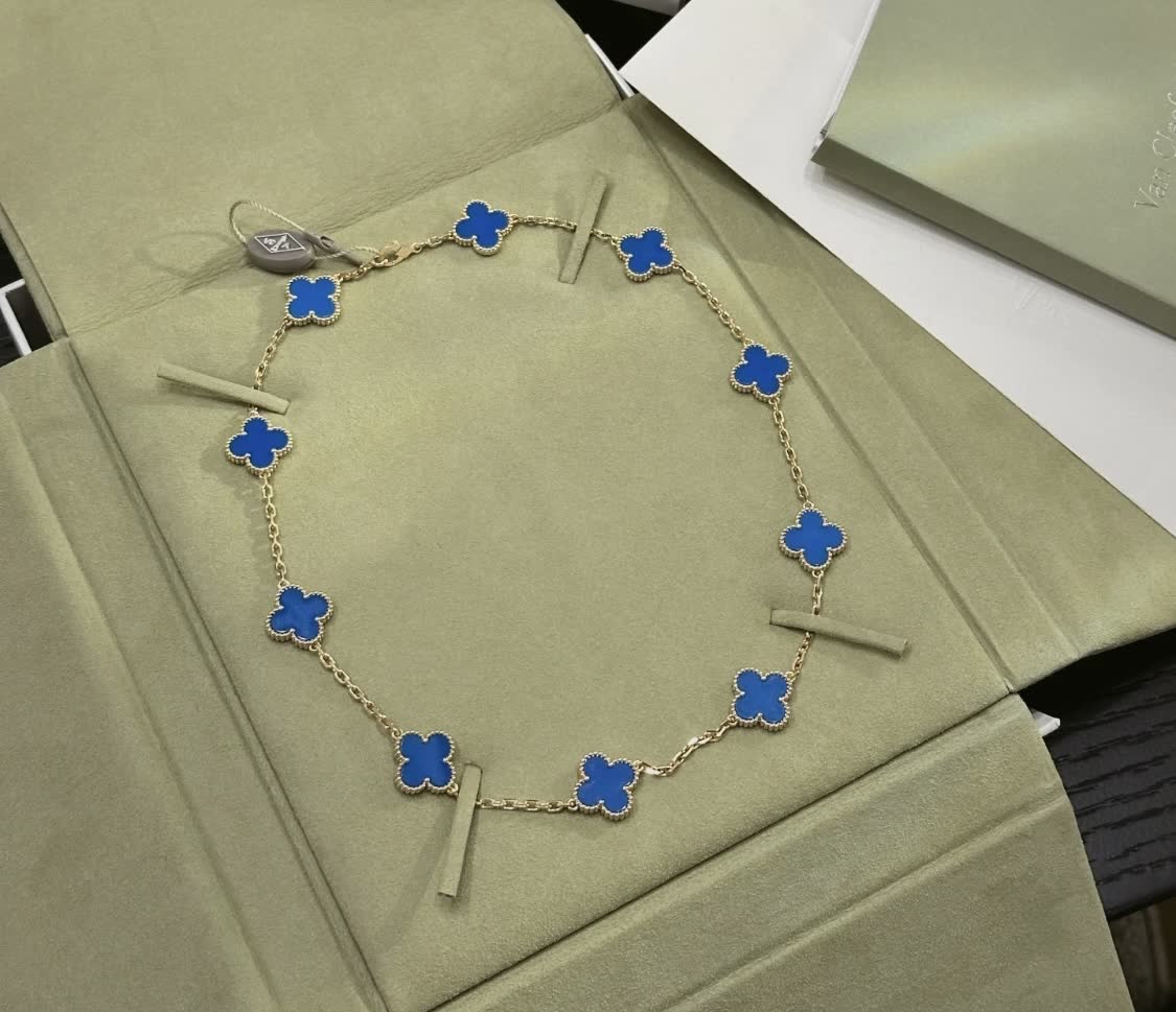 Van Cleef & Arpels Vintage Alhambra Yellow Gold Blue Enamel Necklace